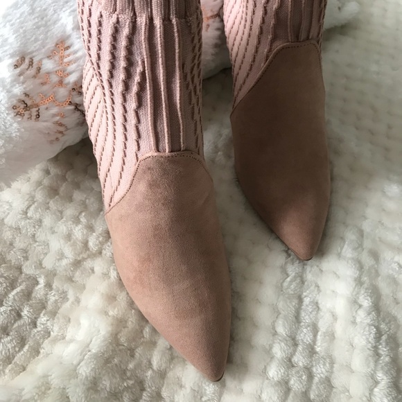 ✨Mauve heeled ankle booties - Picture 2 of 6